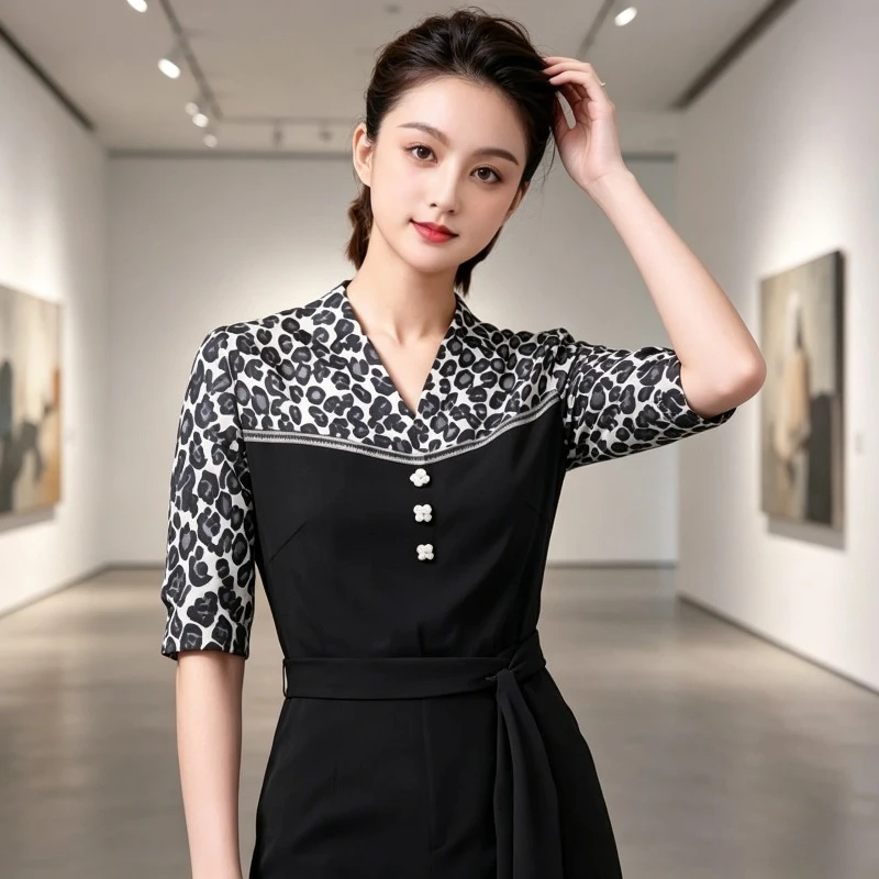 

Women Latin Dance Tops V-neck Leopard Print Slim Fit Breathable Fashion Ballroom Modern Dance Practice Performance Costume