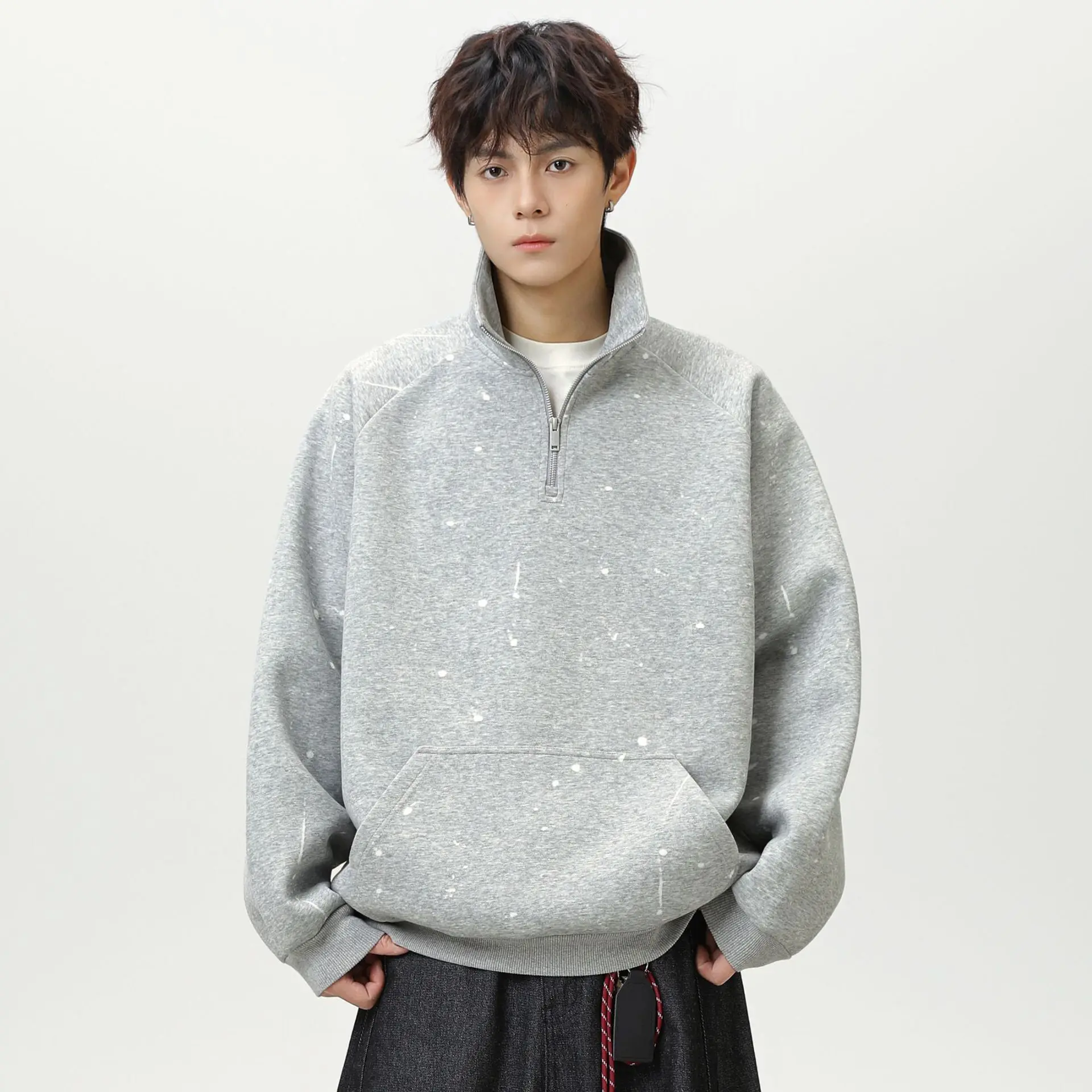 

New Textured Half-Zip Stand Collar Sweatshirt For Men Autumn Burnt Flower Craft Loose Fit Sports Zipper Long Sleeved Jacket 9AYA