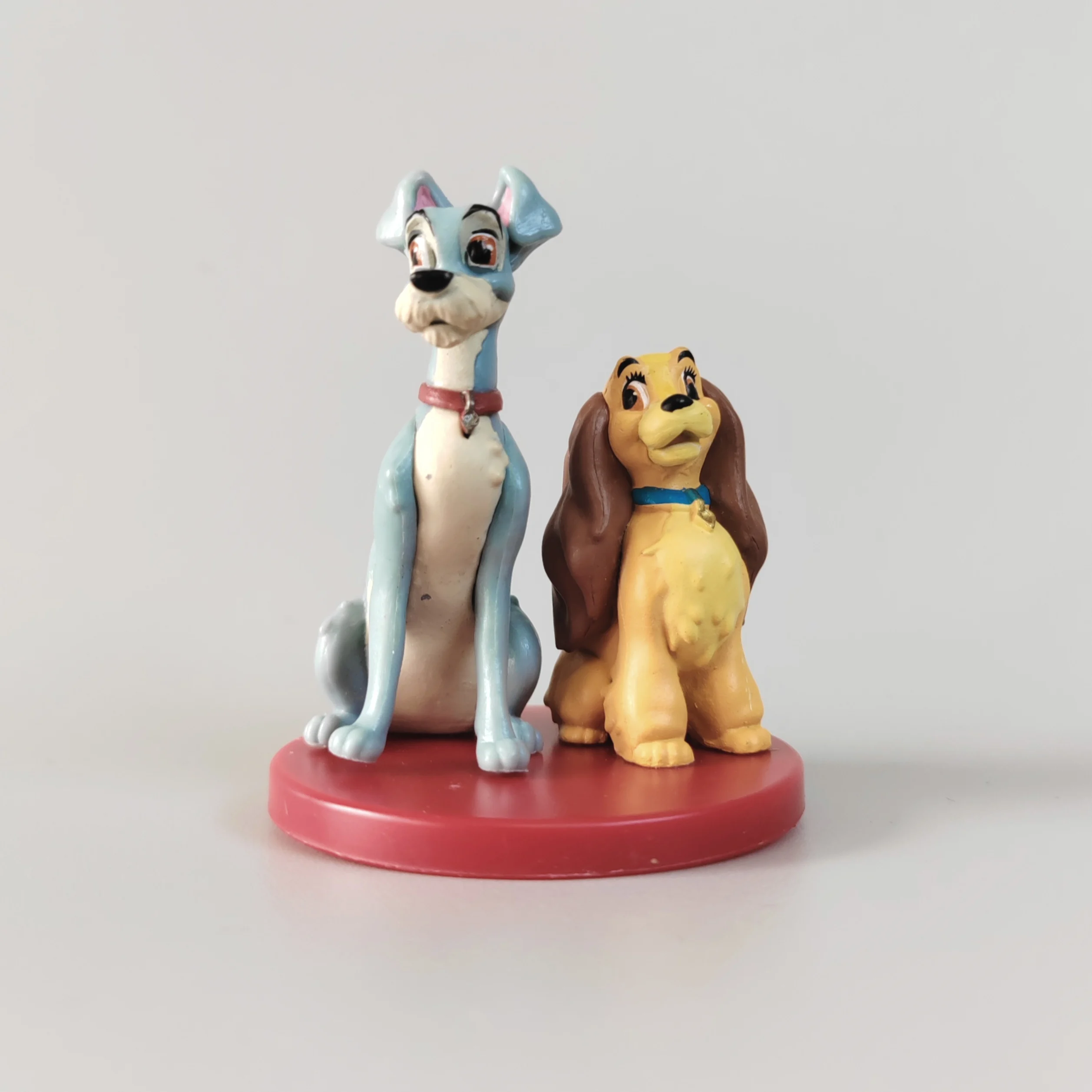 Disney Anime Lady and the Tramp lindo Darling and Tramp figura de acción muñeca juguete pastel Topper decoración regalo coleccionable para niños