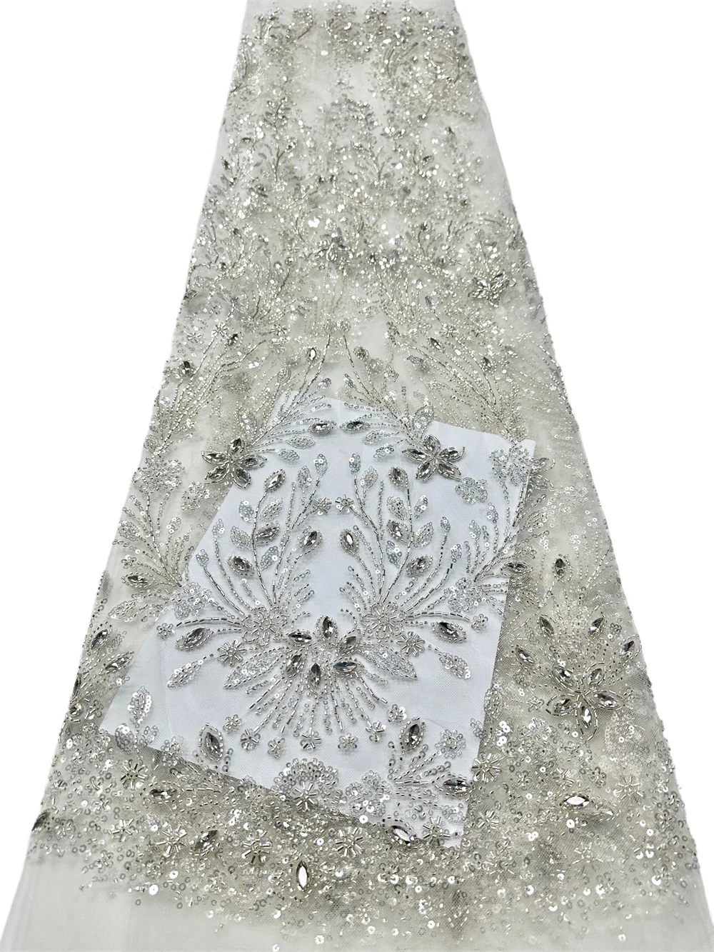 

Luxury Heavy African Stones Lace Fabric French Nigerian White Beads Sequins Lace Fabric for Sewing Party Dresses Wedding Dresses