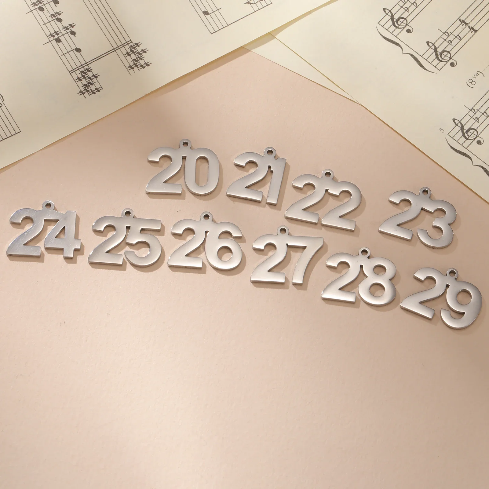 0-99 numero Charms in acciaio inox fai da te compleanno numeri fortunati ciondolo per braccialetto collana gioielli che fanno all'ingrosso