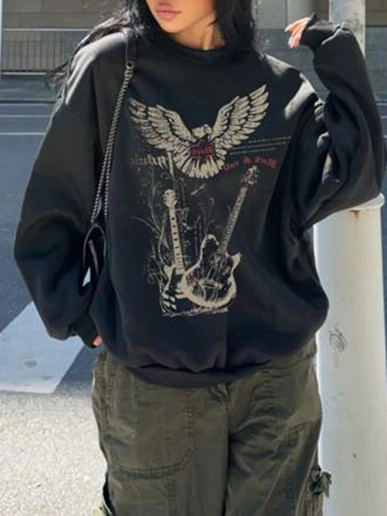 تي شيرت Ezwear كاجوال برسومات سيارة ريترو ورقبة دائرية فضفاضة تناسب تي شيرت نسائي مريح من القطن