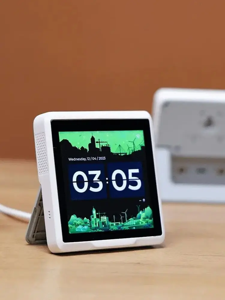 Platforma rozwojowa IoT SenseCAP D1 z 4-calowym ekranem dotykowym RGB, zasilana układami ESP32S3 i RP2040 — zdjęcie produktu 6