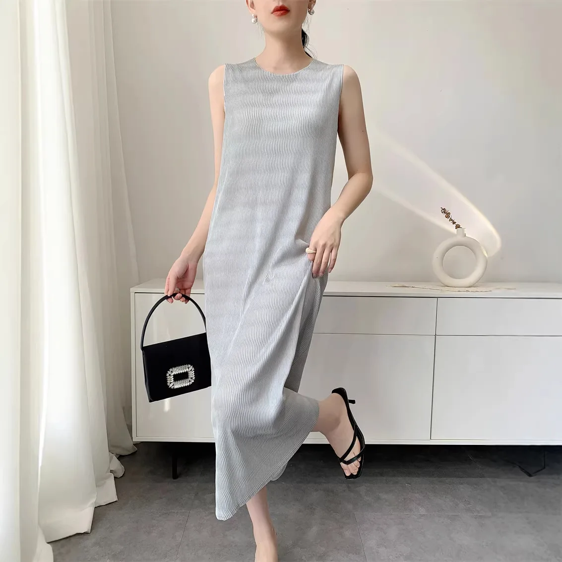 

Miyake Pleated 2026 Spring and Summer New Ins Wind High-end Pleated Fashion Sleeveless Thin Bottoming Slim Undershirt Dress