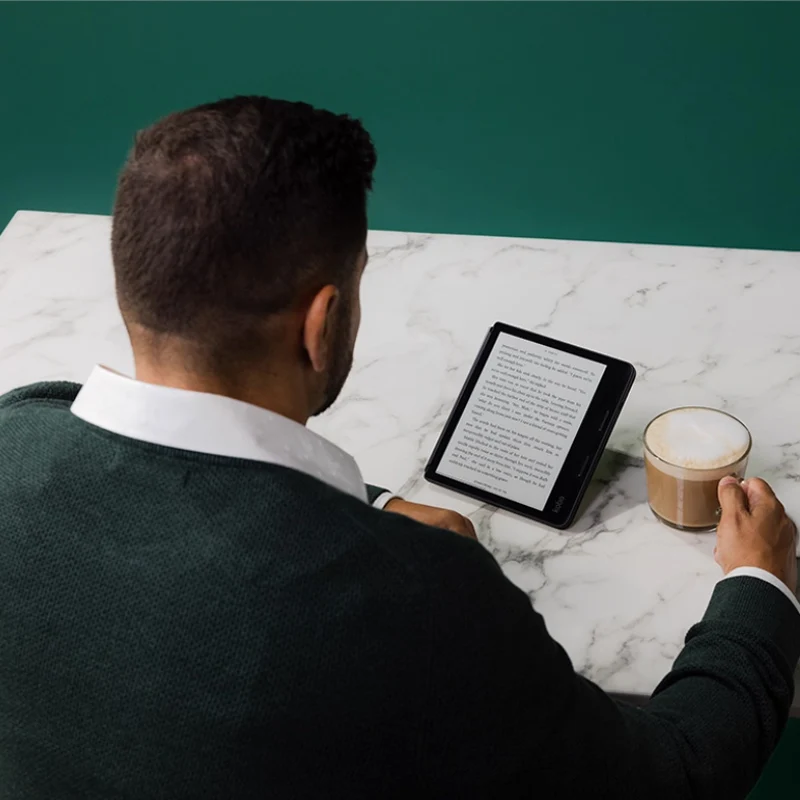 Rakuten Kobo E-Reader Sage شاشة كبيرة 8 بوصة مع حبر إلكتروني عالي الأداء 1440 × 1920 بكسل متوافق مع الكتابة اليدوية