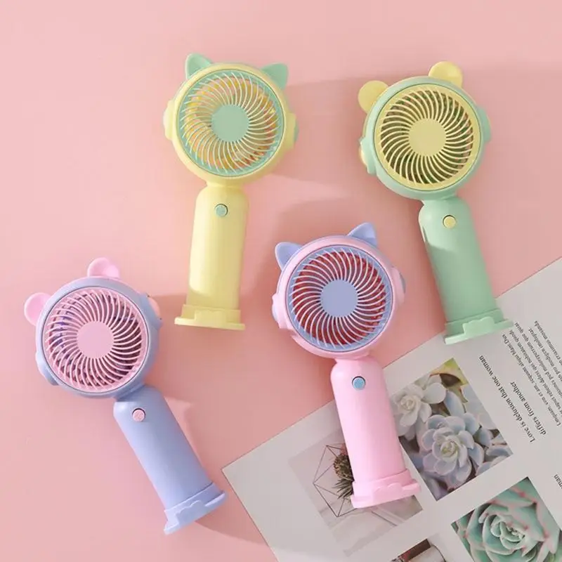 

AM3 battery-powered hand-held fan, portable and light mini cooling fan, suitable for indoor, outdoor, travel and office.