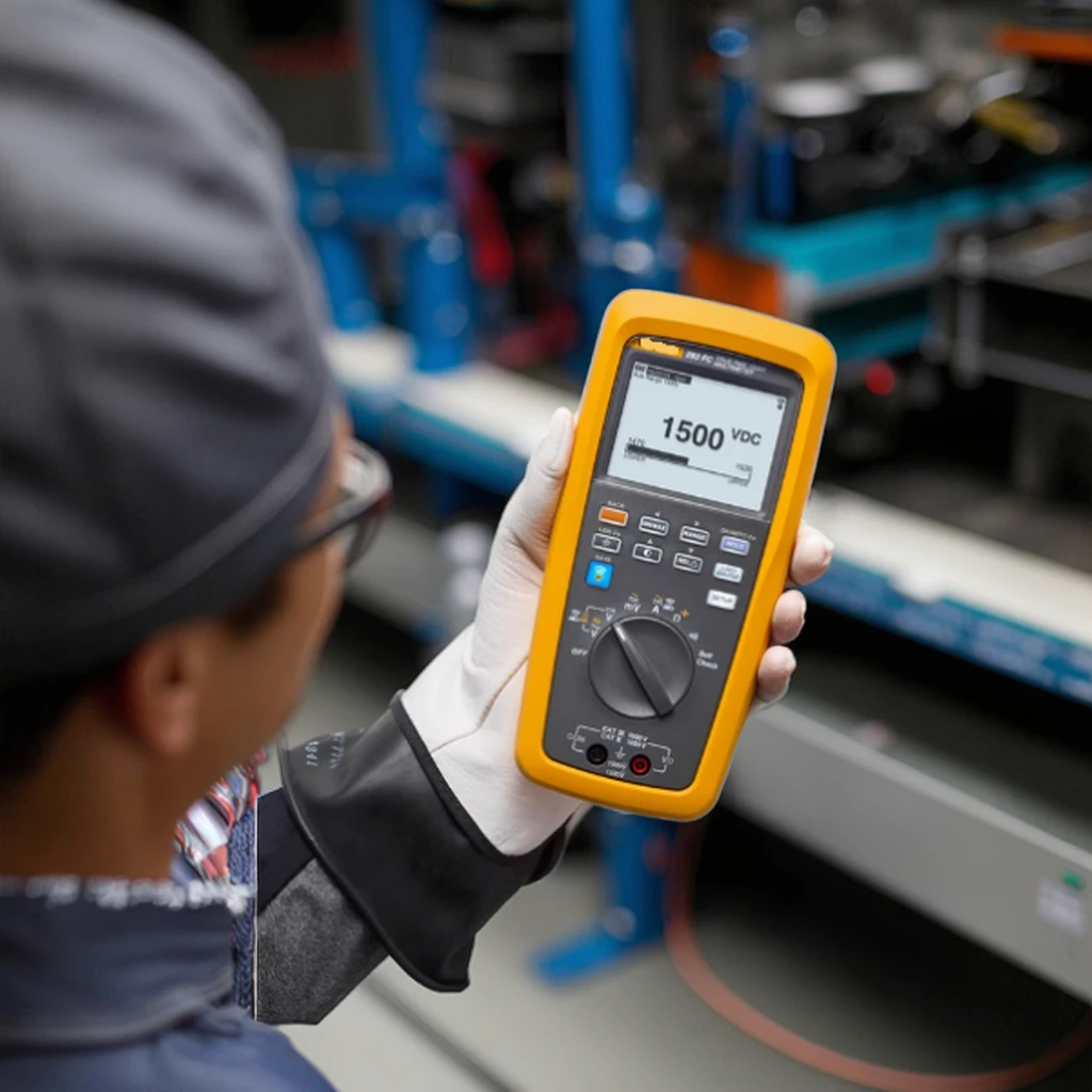 Fl Uk E 283 FC/PV Solar Digital Multimeter And Wireless Current Clamp Flu K E 283 FC  III 1500V Digital Multimeter