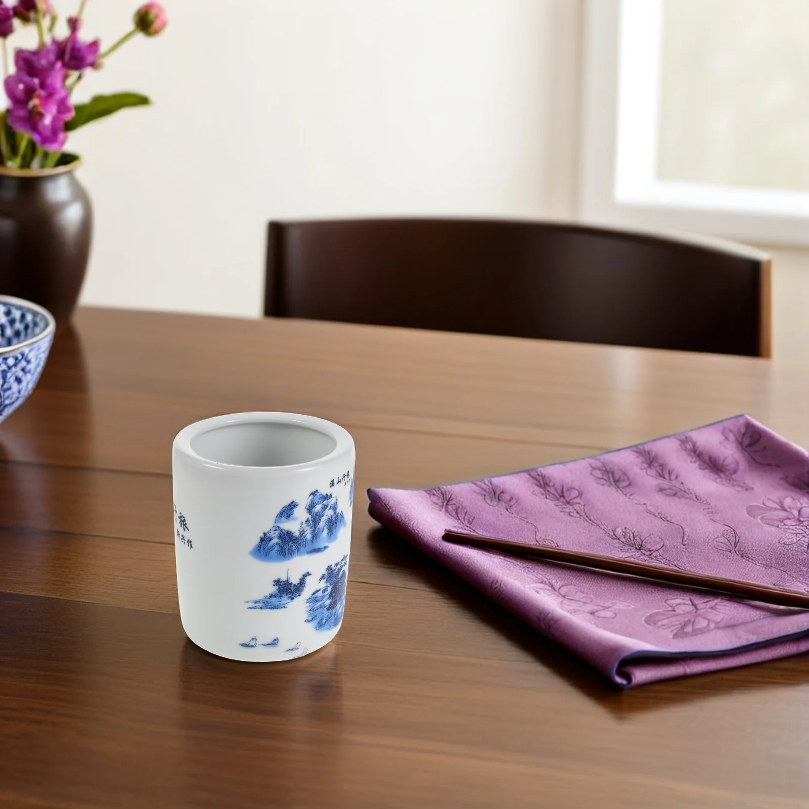 

Traditional Chinese Blue and White Ceramic Chopstick Organizer for Kitchen Elegant Dining Room Decoration Practical Storage