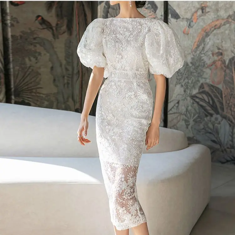 Elegant Laceตาข่ายSheerสีขาวชุดยาวผู้หญิงเซ็กซี่ดอกไม้Bodycon Hollow Out Lady Club PartyแขนฟองชุดC193