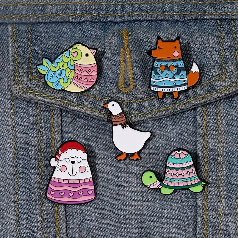Happy Winter Enamel Pins Custom Bird Cat Fox Turtle Goose Brooches Lapel Badges Animal Sweater Jewelry Gift for Kids Friends