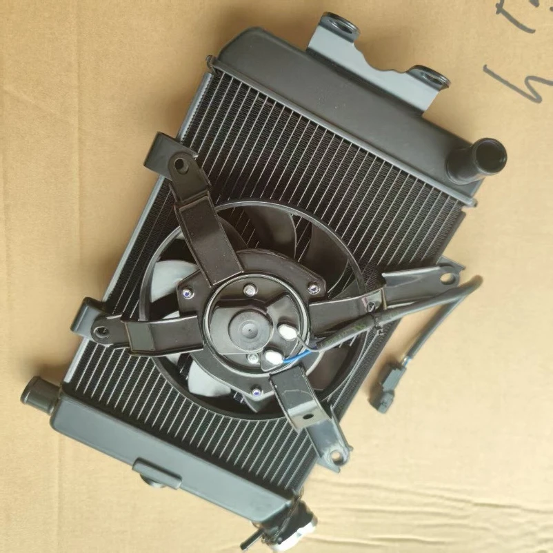 For CFMOTO 400NK 650NK Motorcycle Radiator CF650-7 Radiator Main Radiator Water Cooler Fan