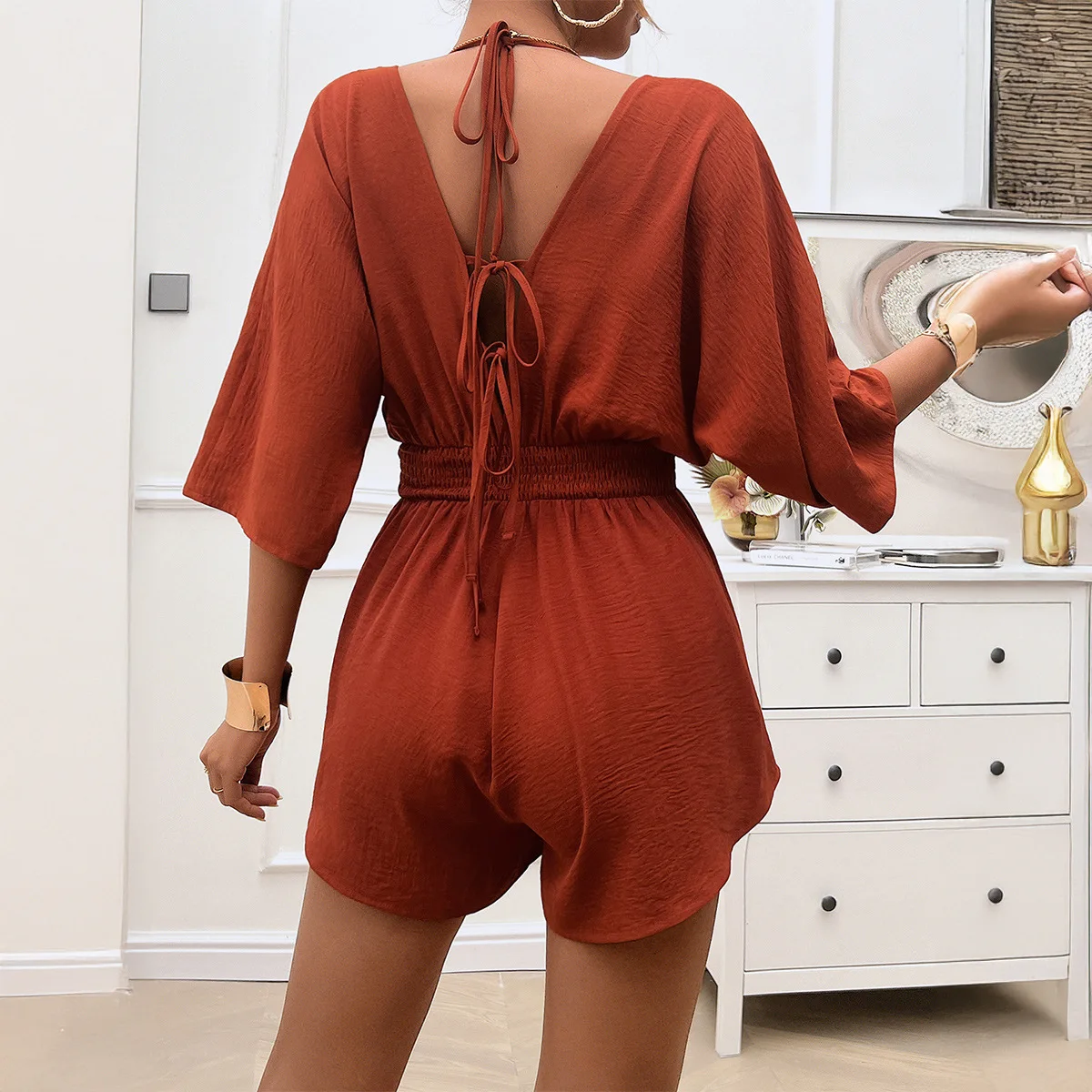 2025 Spring and Summer Women's Fashion Sexy V-neck Waist Solid Color Halter Short Jumpsuit One Piece Outfit Women