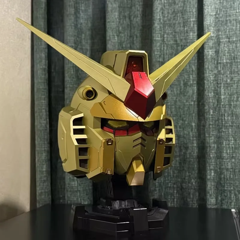 

BNHEAD Ganso Yuan Zu 1:1 Carnival Limited Edition RX-78-2 Gold Wearable Luminous Helmet Character Decoration Collectible Gifts