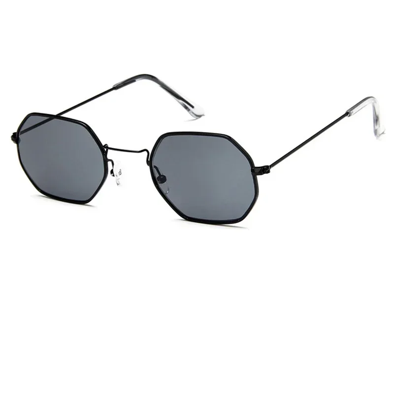 Vintage Metal Small Square Sunglasses Women Luxury  Red Black Rectangle Female Sunglasses UV400 Eyeglasses Oculos Sonnenbrille