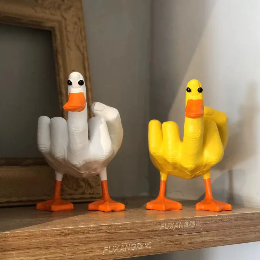 Creative Funny Little Duck Personalized Middle Finger Resin Statue Home Desktop Craft Ornament Garden Sculpture Decor Gift