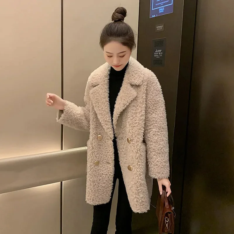 2024 Autumn And Winter New Mid-Length Women\'s Loose And Thin Trend Lamb Fur Fur All-Match Coat Women Commuter Solid Color Button