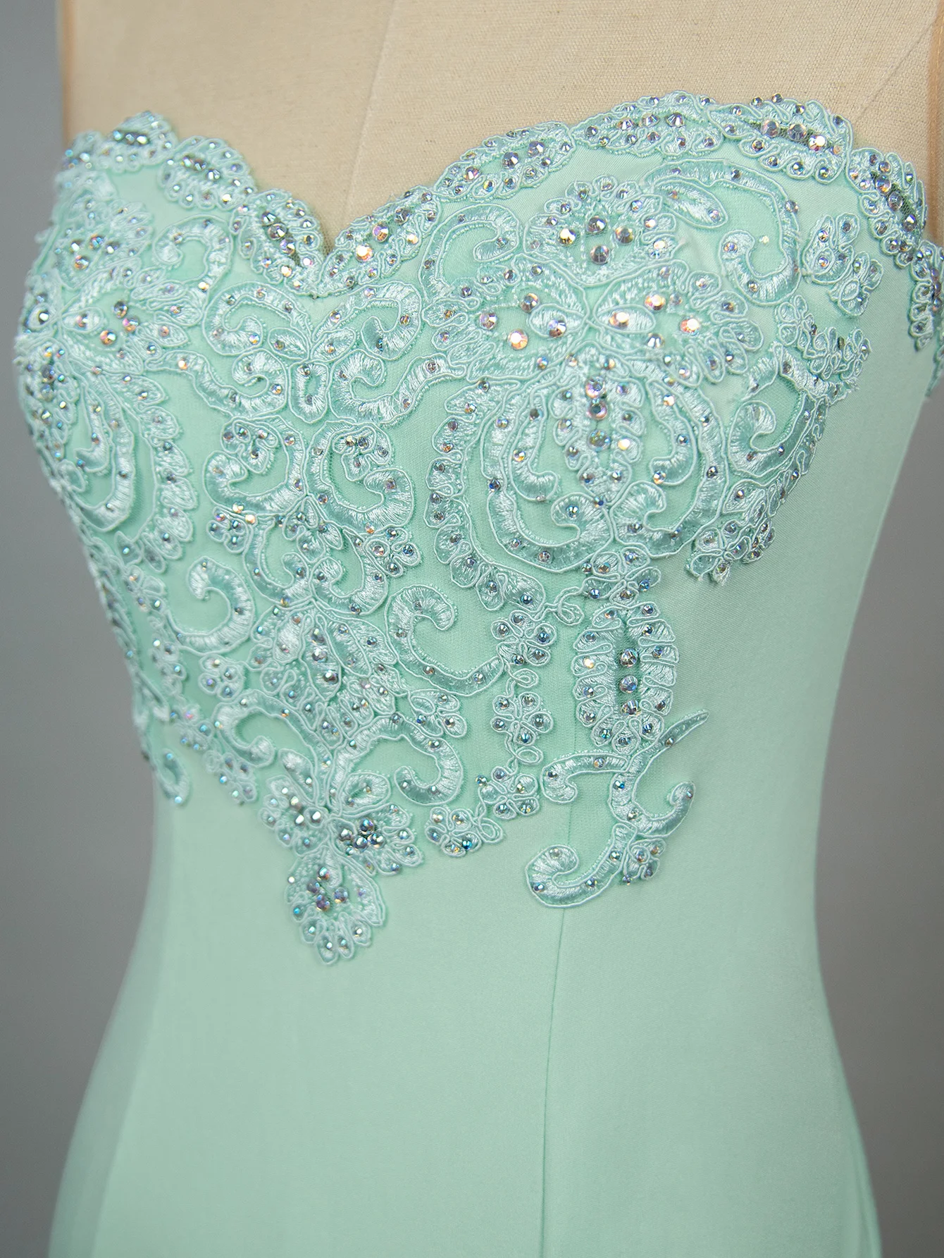 Women Mermaid Evening Dresses Mint Green Gold Appliqués Beads Sweetheart Illusion Backless Maxi Gowns Vestido de Festa