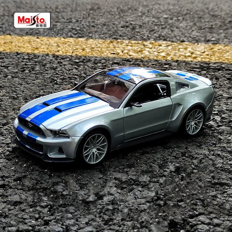 1:24 Ford Mustang Street Racer Alloy Sports Car Model Diecast Metal Racing Car Model Simulation Collection Toys Gift