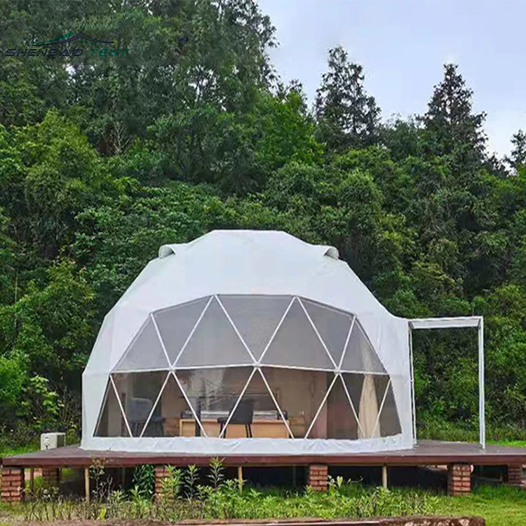 Professional Supplier Permanent Luxury Glamping Hotel Igloo Geodesic Winter Dome Tents with Stove