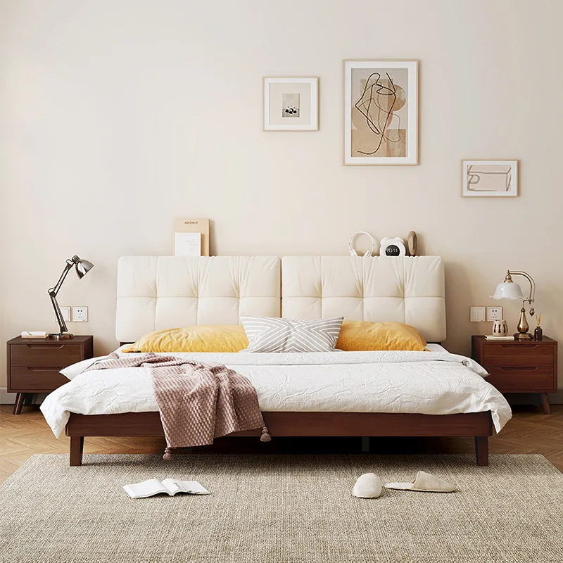 Nordic solid wood soft cloud bed 1.5 meters 1.8 meters small apartment master bedroom light luxury log cream wind solid wood bed