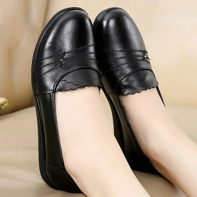 

Comemore Leather Flat Ladies Loafers Women Falts 2024 Spring Summer Female Casual Soft Woman Shoes Slip on Shoe Zapatos De Mujer