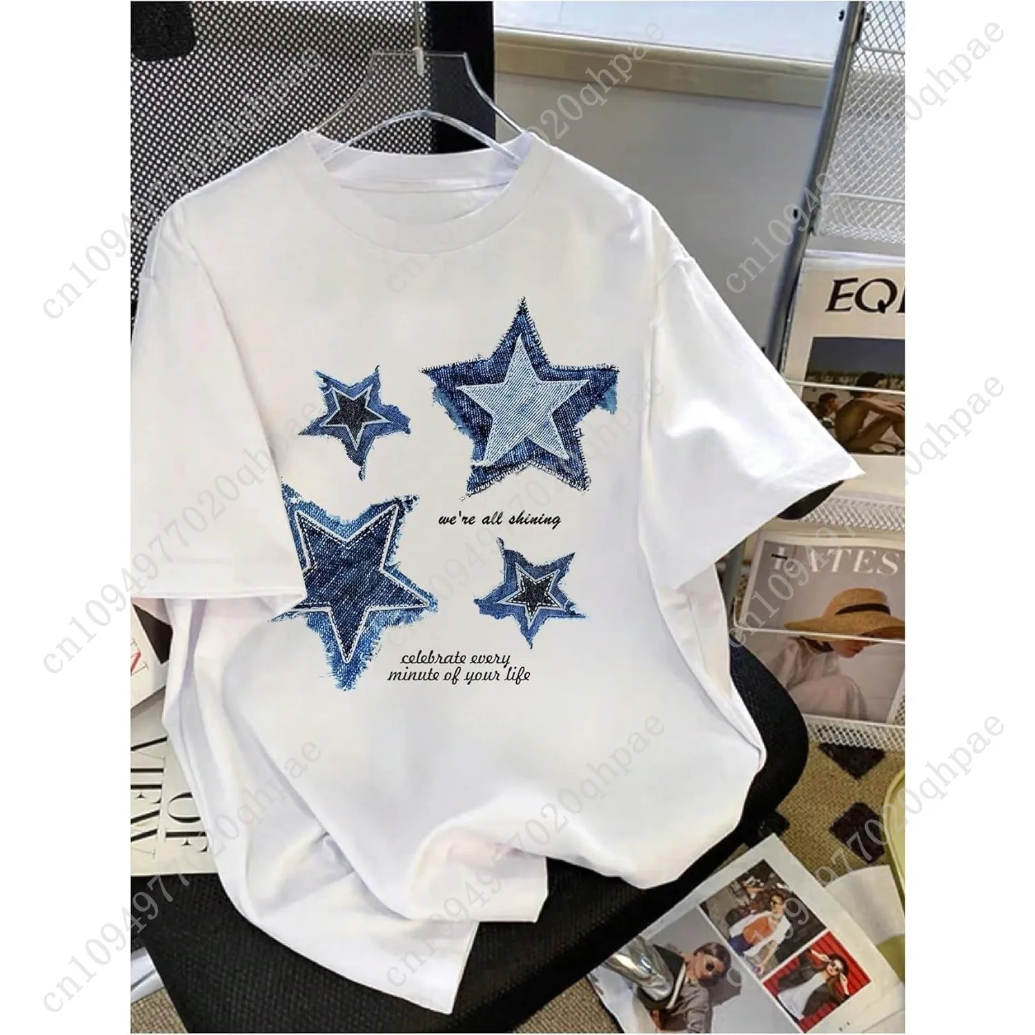 เสื้อยืดแขนสั้นคอกลมพิมพ์ลายดาวตัวอักษรแบบหลวมๆ สำหรับเด็กผู้หญิง