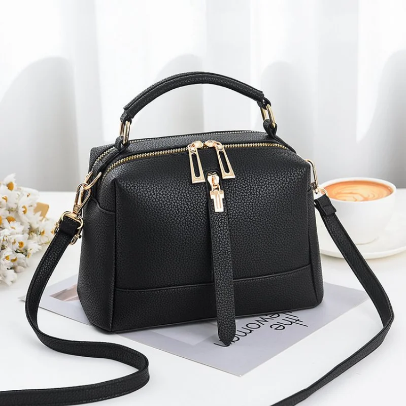 

Popular Classic Leather Women's Tote Bag Luxury Brand Famous Designer Elegant Crossbody Stylish Accent Commuter Bag