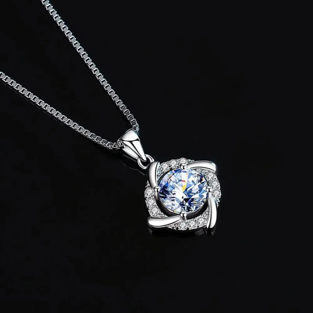 Creative Luxury Four-leaf Flower Dream Windmill 5A Zircon Pendant Necklace Women's Romantic Valentine's Day Lucky Jewelry Gifts