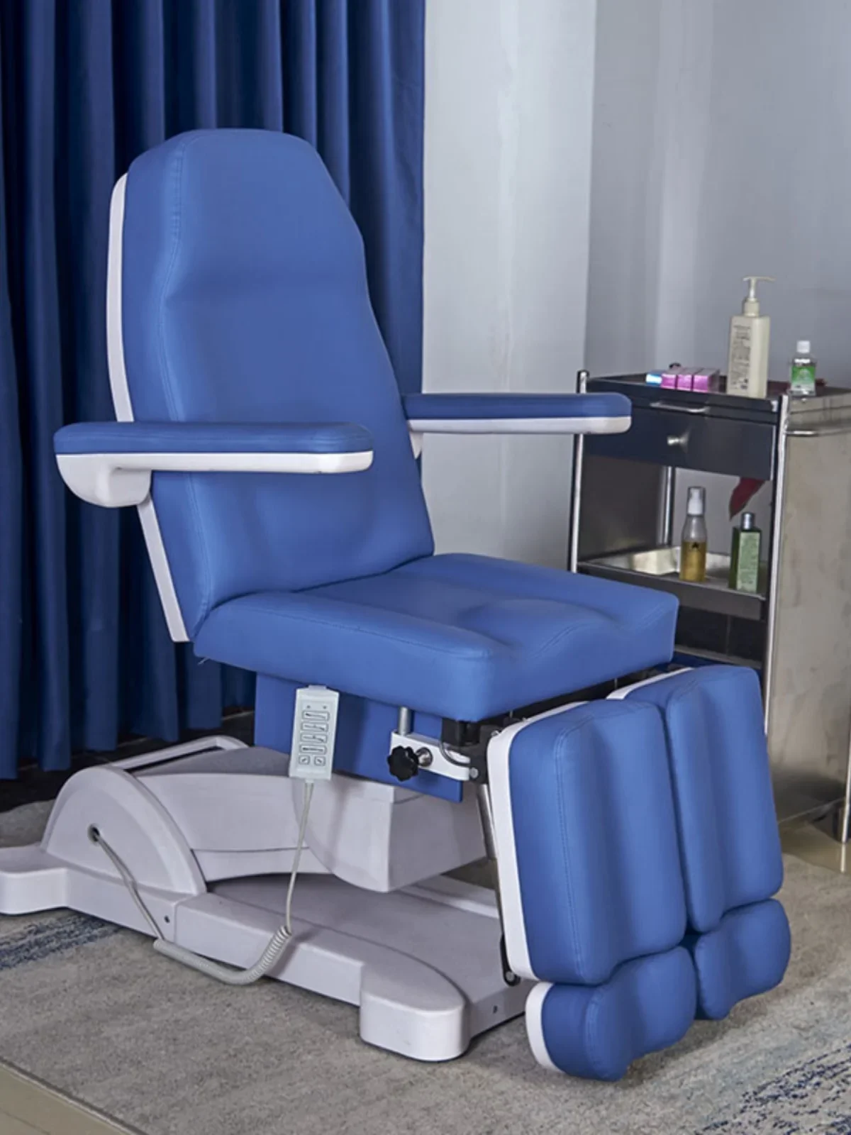 Electric professional pedicure chair