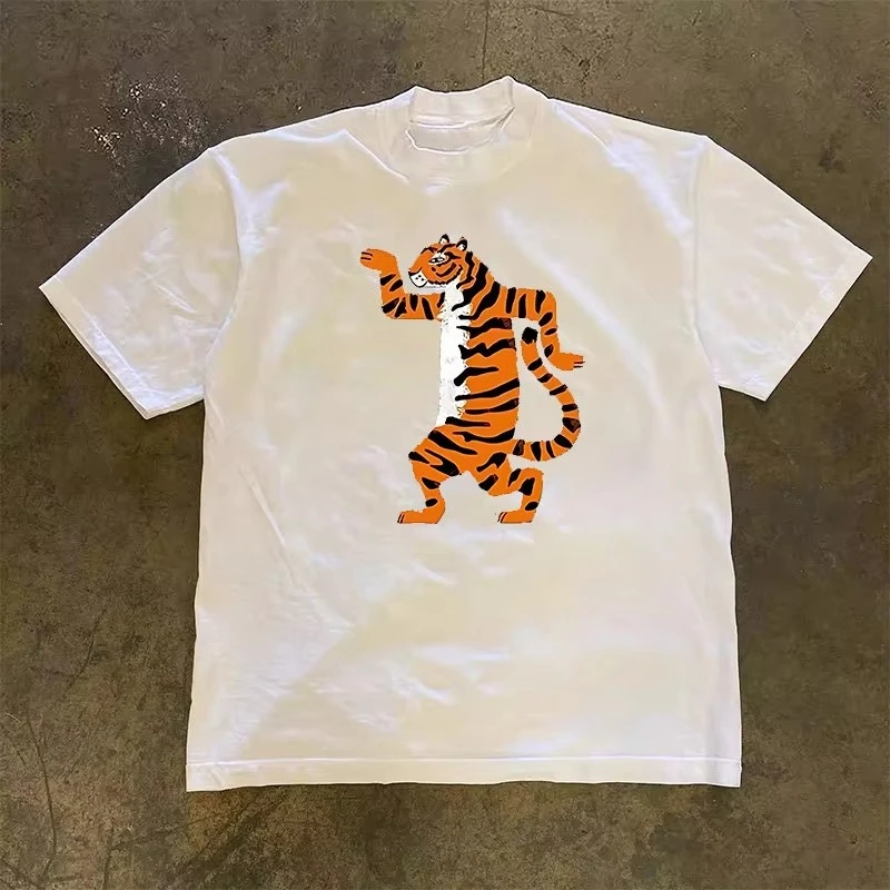 2026 Standing Quietly Walking Tiger Print Short Sleeved Men's and Women's Hip-hop Round Neck Couple Trend