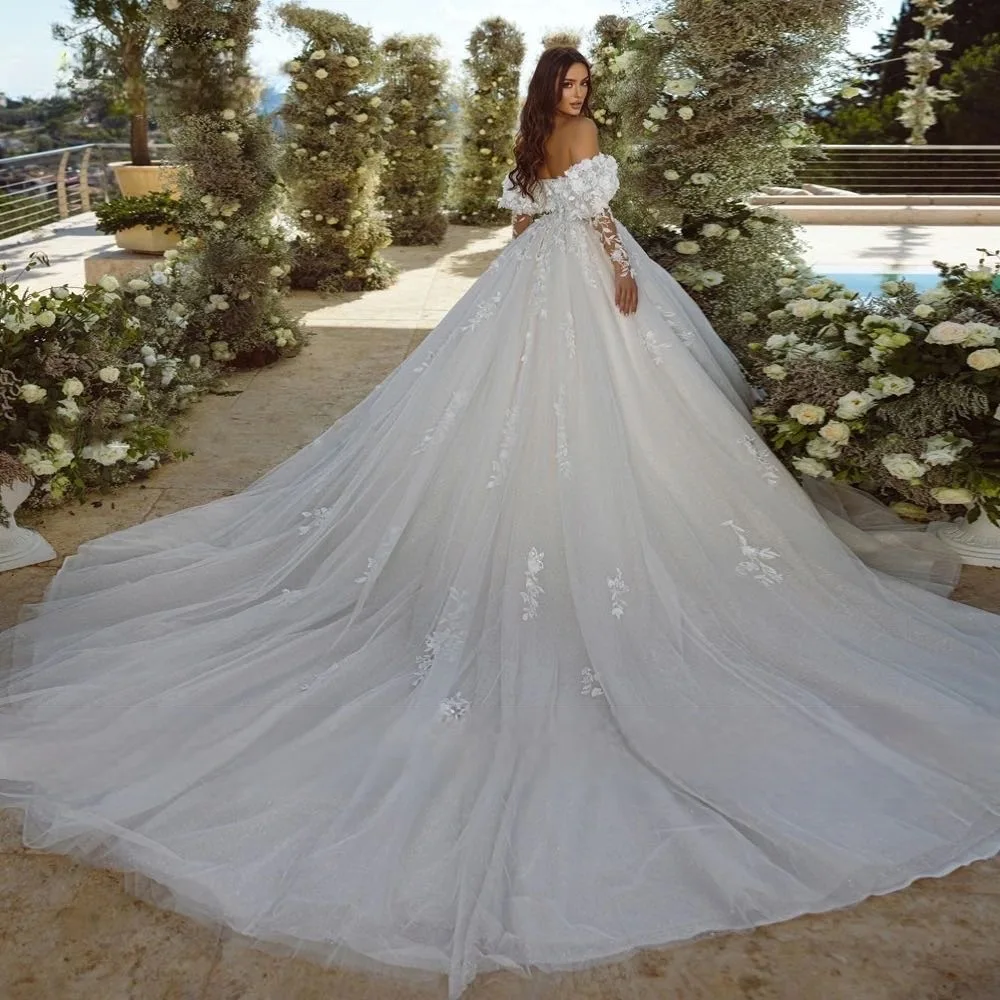

Sweetheart Spaghetti Straps Wedding Dresses Lace Appliques Bridal Gown Customized Ball Gown Removable sleeves Vestido De Novia