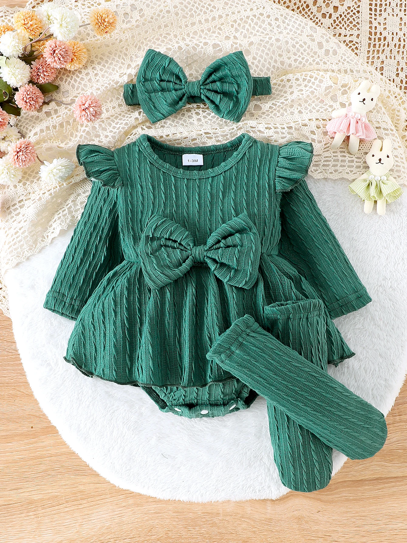 3PCS In Autumn, Newborn Girls Aged 0-1 Years Old Are Comfortable, Sweet And Cute Little Twist One-Piece Dress + Head Socks