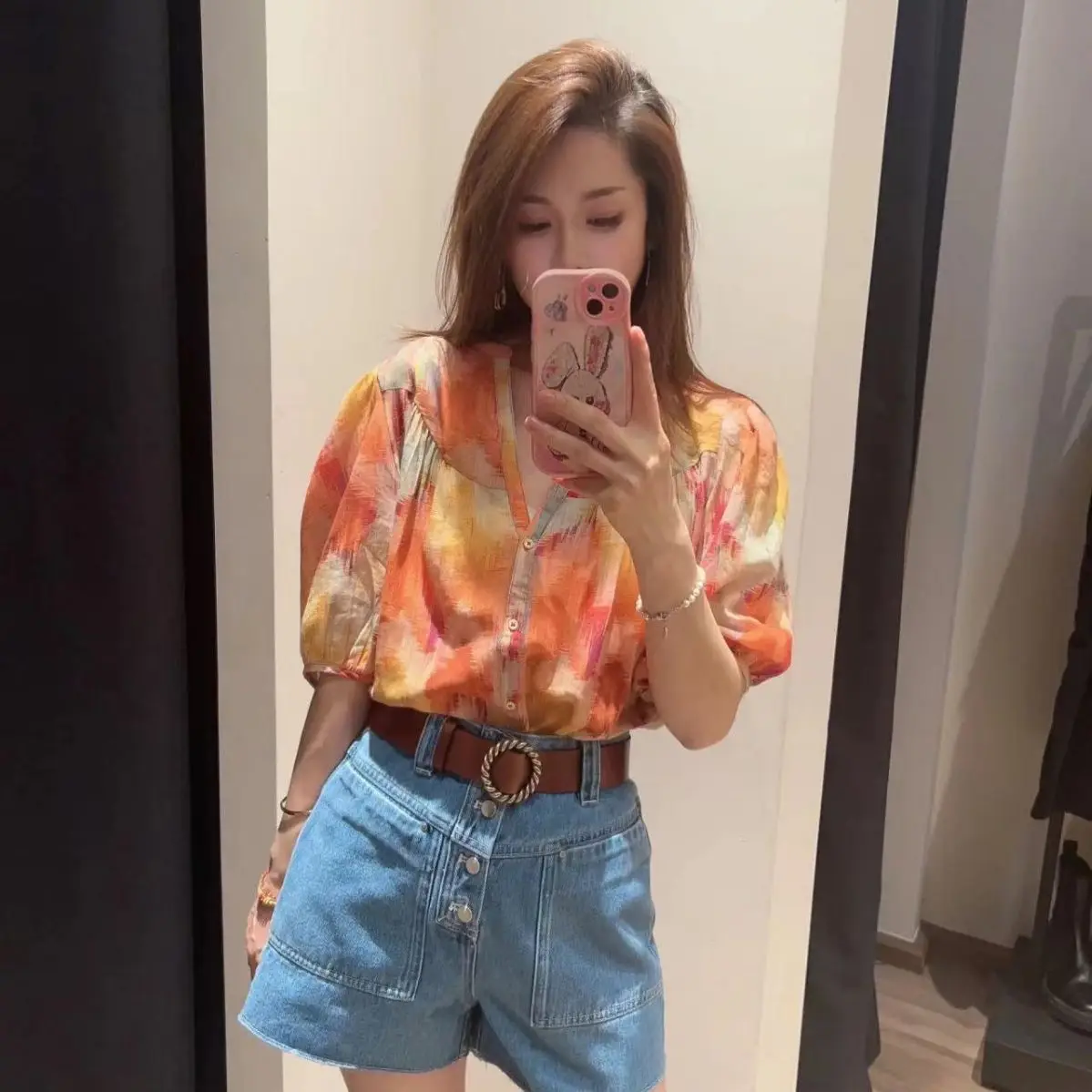 

French Sle BA2023 New Women's Neon adient Print Artistic Bubble Sve irt Ladies' irt Loose Fit Cotton Blend