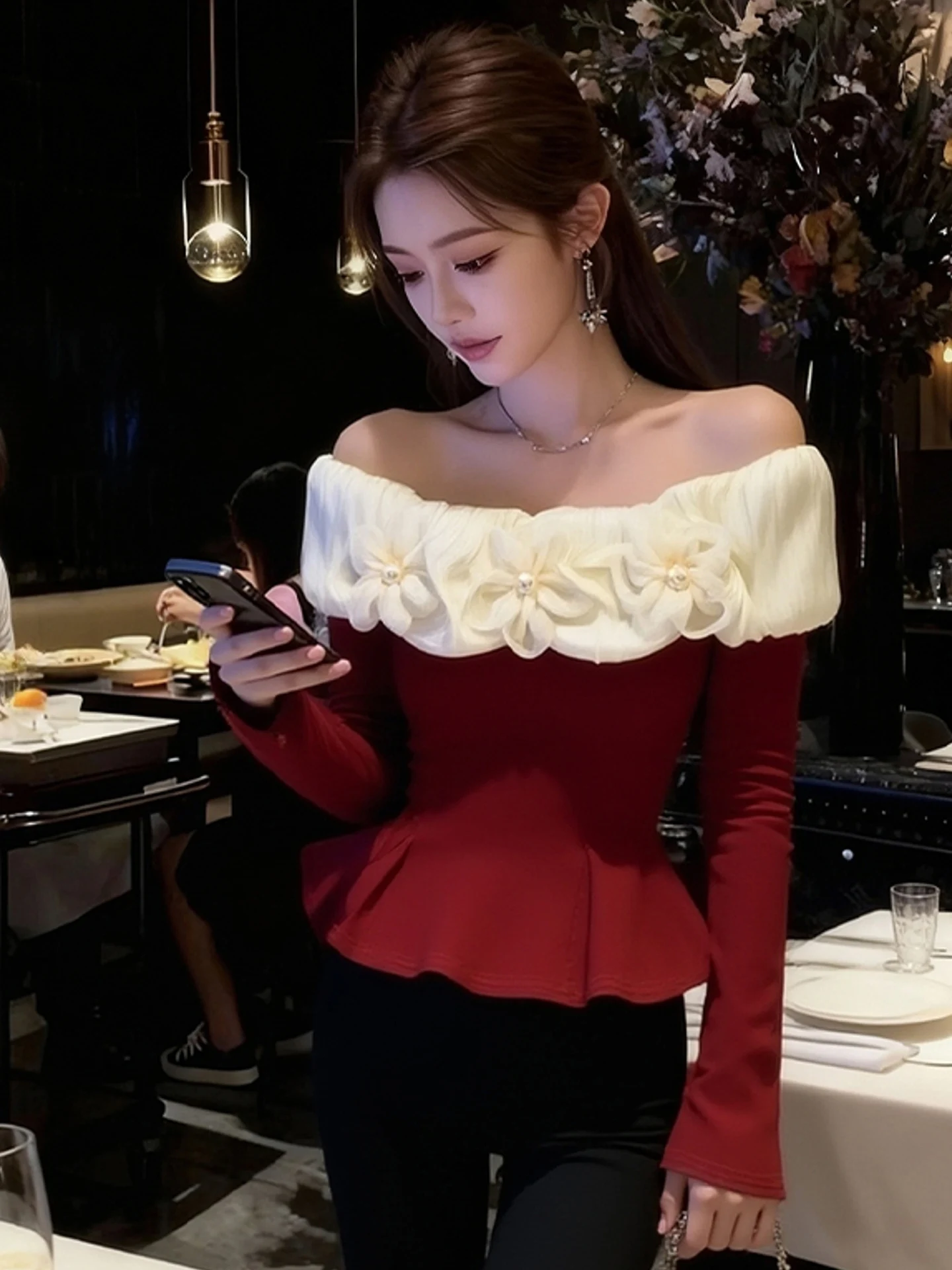 Splendido top invernale lavorato a maglia rosso con una spalla ingombrante in vita Abbigliamento interno da donna Dolce Sle Slim Fit Nylon lungo Sve Ciwalk