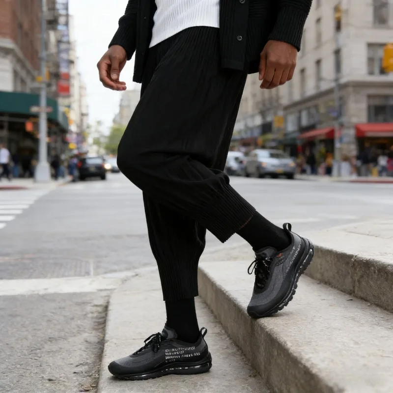 

Miyake Men's Pleated Lantern Pants Plisse 2026 Long Pleats Trousers Loose Casual Summer Harem Nine-Point Fold Pants Trendy