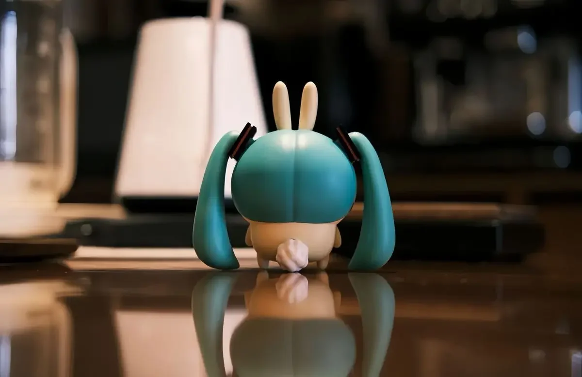 5 cm große Cutejiyi Usagi Cosplay Hatsune Miku Figur, niedliches Cartoon-Auto-Armaturenbrett-Desktop-Dekorationsobjekt, lustige Puppe, schnelle Lieferung. – Detail 4