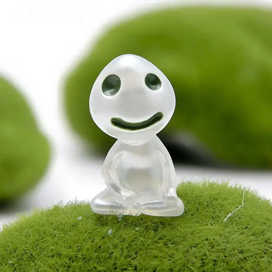 10Pcs Luminous Elves Mini Figures Fish Tank Decor Kodama Glow in the Dark Figures Garden Micro Flower Potted Landscape Ornament