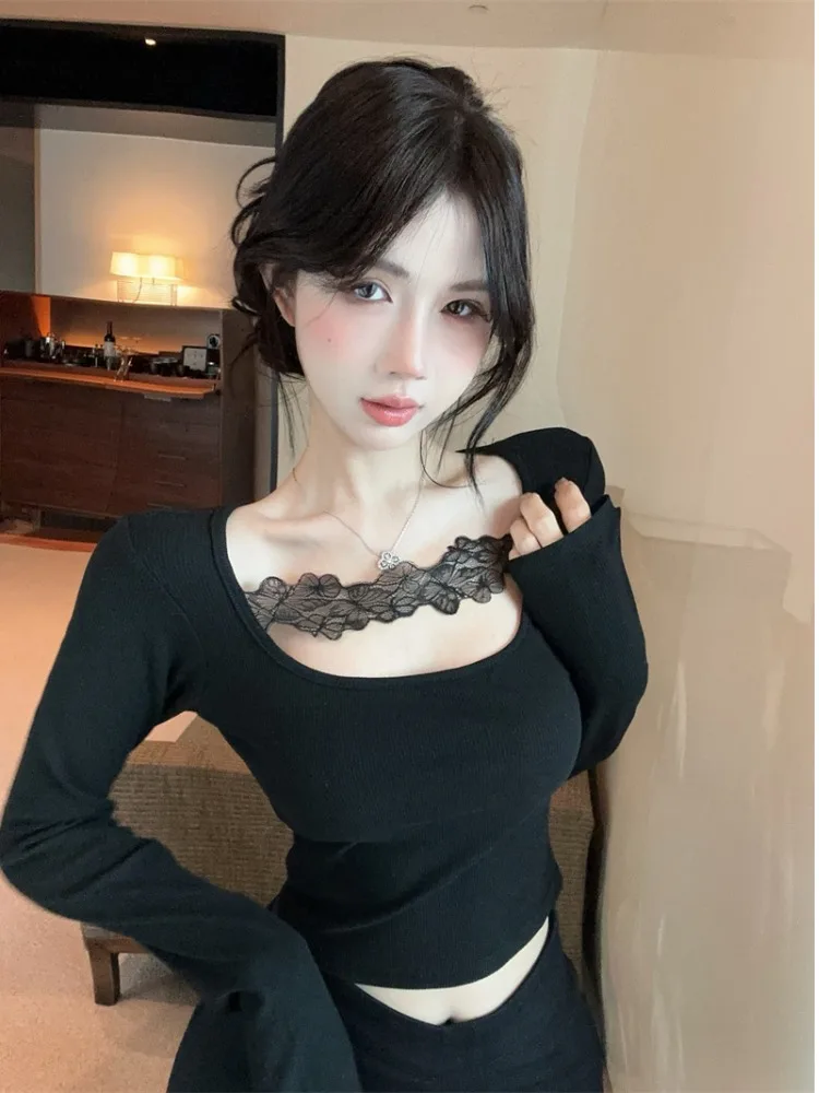 

Pure Desire Sexy Black Lace Splice Long Sleeve Women's Slim Fit Base Shirt Fashionable Retro Clavicle Top Autumn Season