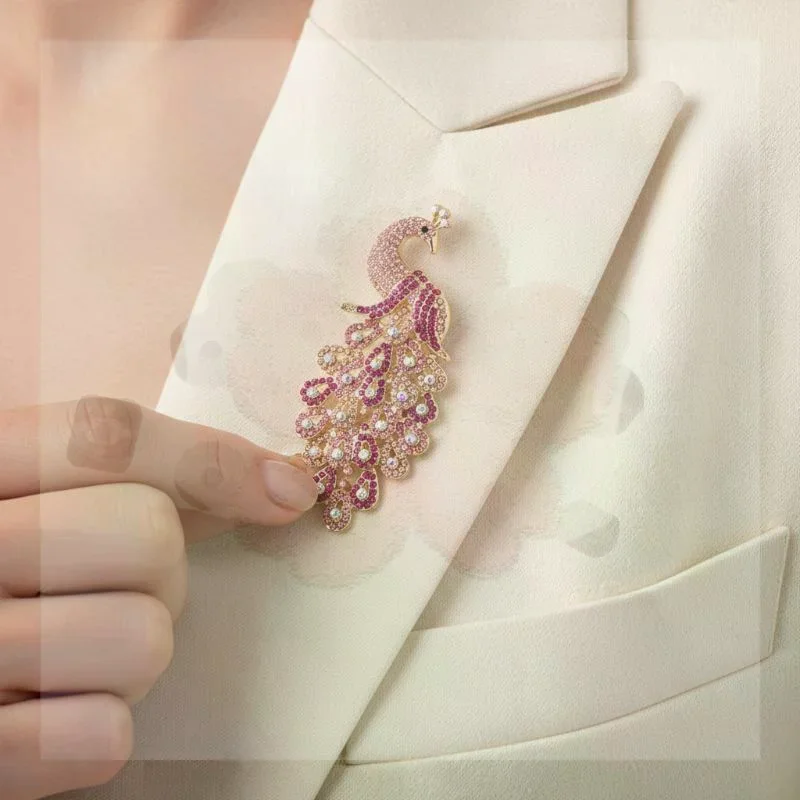 Peacock Brooch Pin Luxury Rhinestone 1Pc Women Jewelry For Coat Elegant Gift Accessory For Party Outfit Chic Design