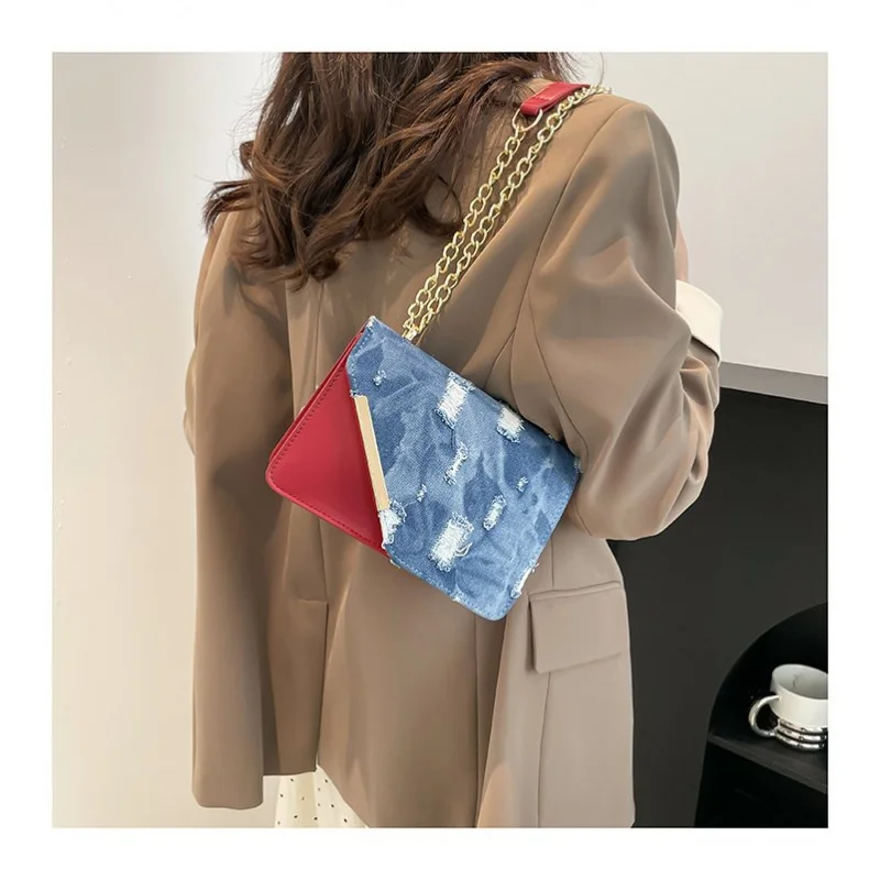 

Women's Handbag Made Of Leopard-Print Leather Featuring Trendy Paris Spacious Soft Daily Modern Look​