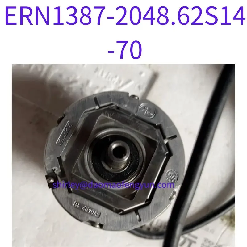 Used  encoder ERN1387 2048.62S14-70