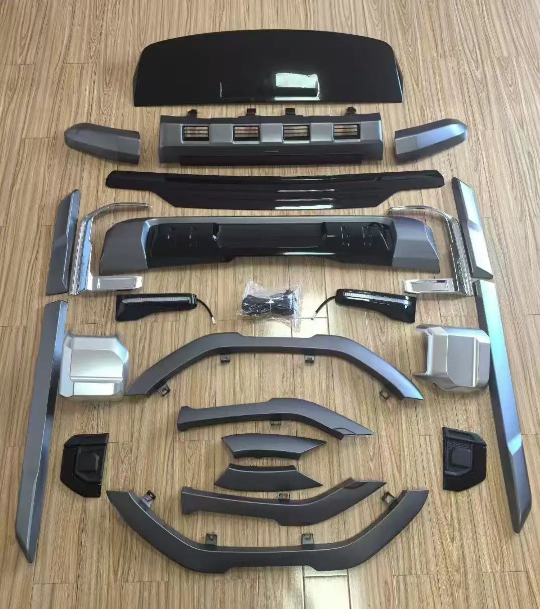 2025 Mode-llista Facelift Bodykit for Land Cruiser PRADO LC250 Top Auto Front Bumper Upgrade and Front End Modification 2