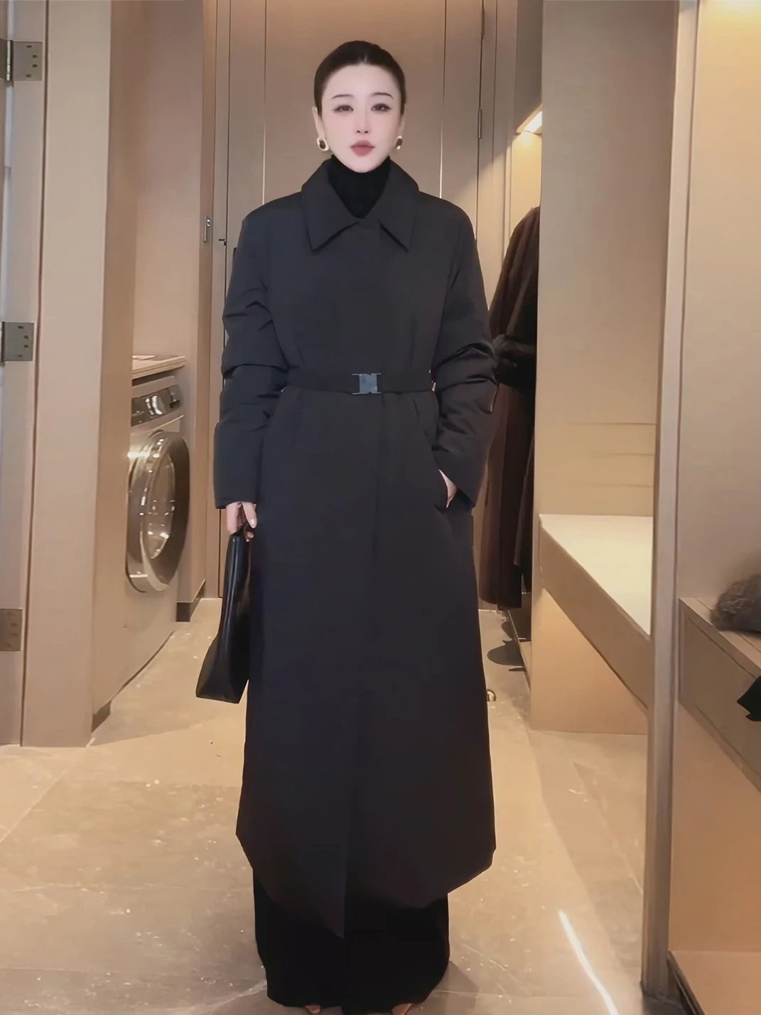 

Женская зимняя куртка Sli с воротником-стойкой и утяжкой на талии, 2026, элегантная, премиум-класса, белая, на утином пуху