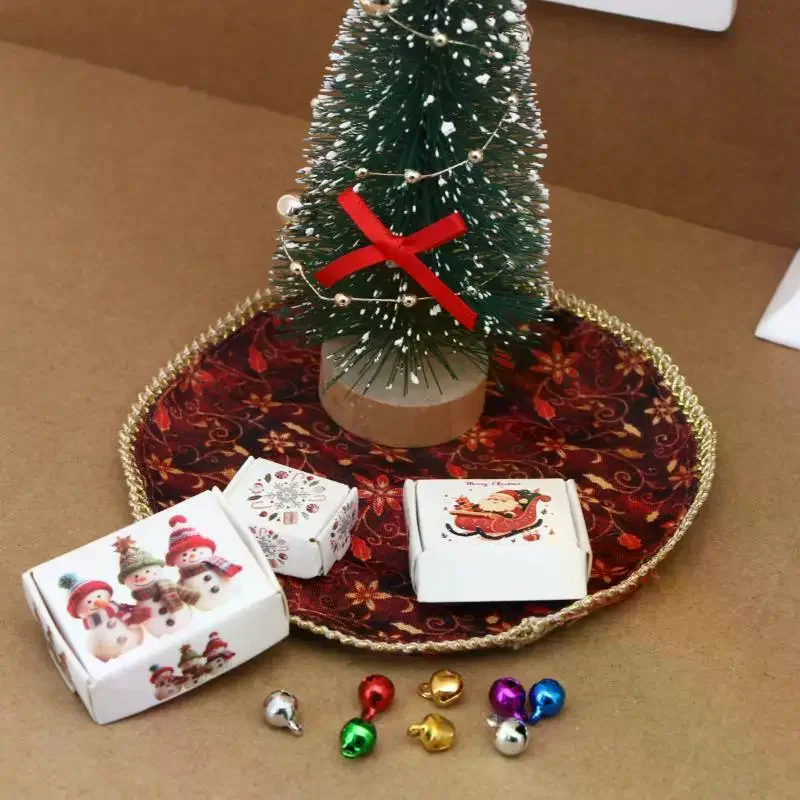 Mini Christmas Scene Kit Desktop Ornament Dollhouse Fireplace Xmas Tree Living Room Decor Model Micro Scene Layout Decor Props