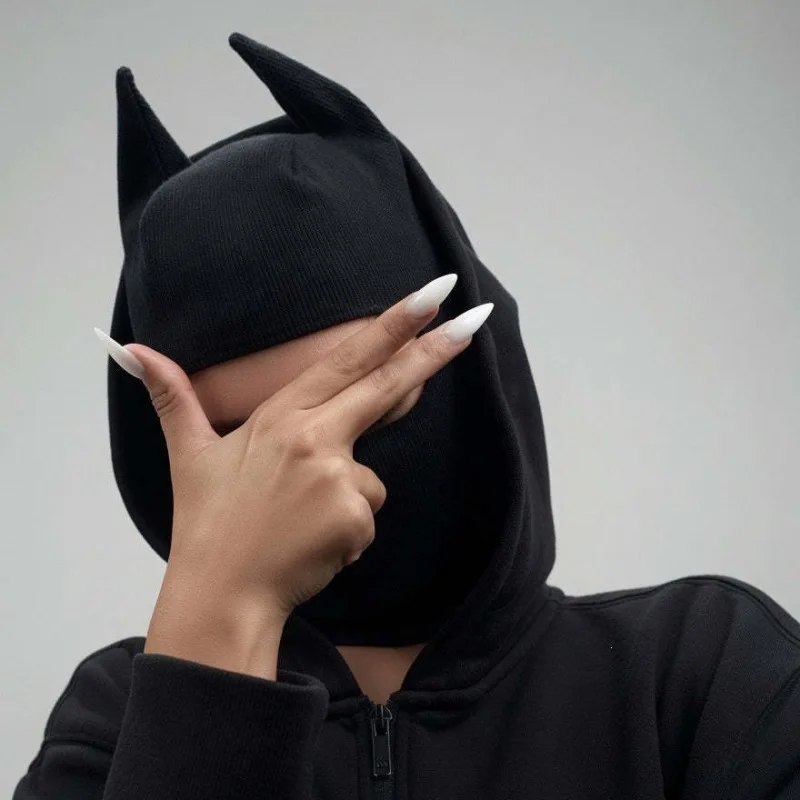 Dark and quirky, cold resistant outdoor cycling dual control hood, breathable and refreshing face mask hat, autumn and winter