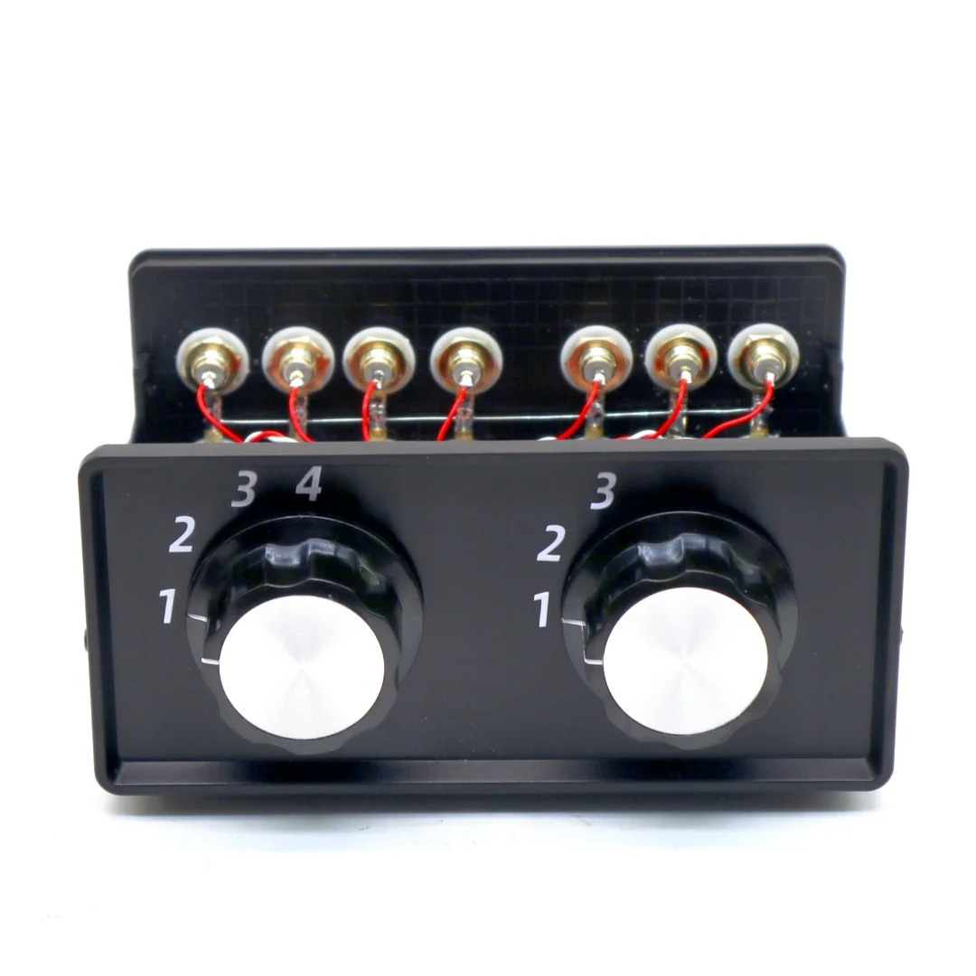 TIANCOOLKEI RCA4-3 Audio signal switcher AV / RCA 4 IN - 3 OUT Input and output can be selected independently