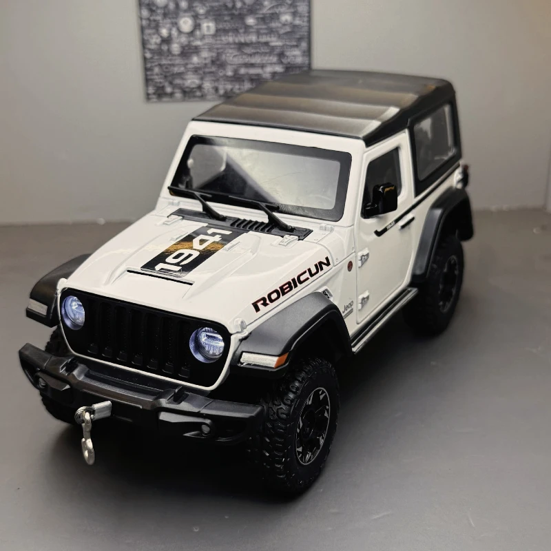 1:24 Jeep Wrangler Model Collection Counter Ornament Toys Gifts Diecast Alloy Car Model Collectible Gift