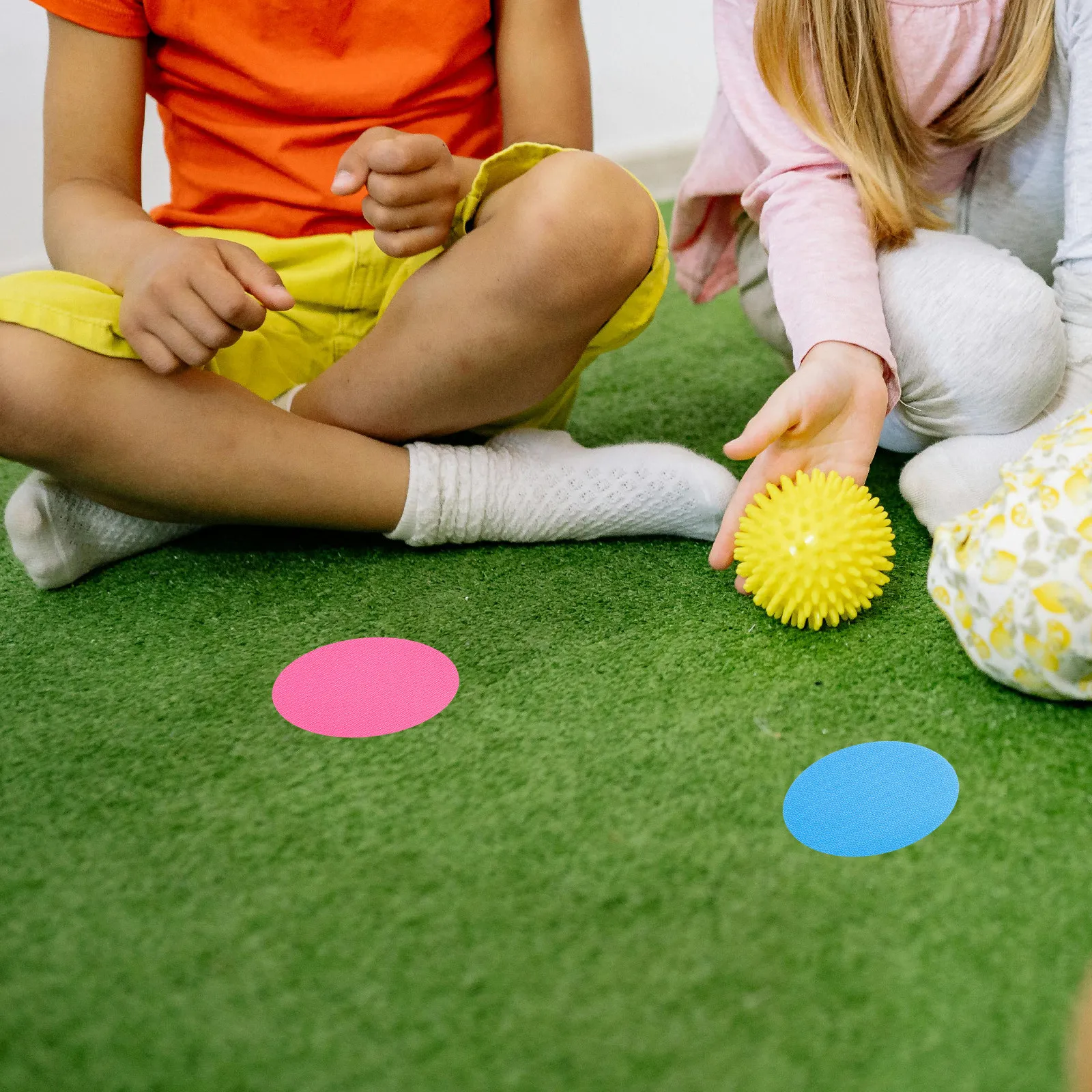 24Pcs Round Carpet Dots Classroom Spots Colorful 10CM Hook Markers Kids Sitting Floor Kindergarten Preschool