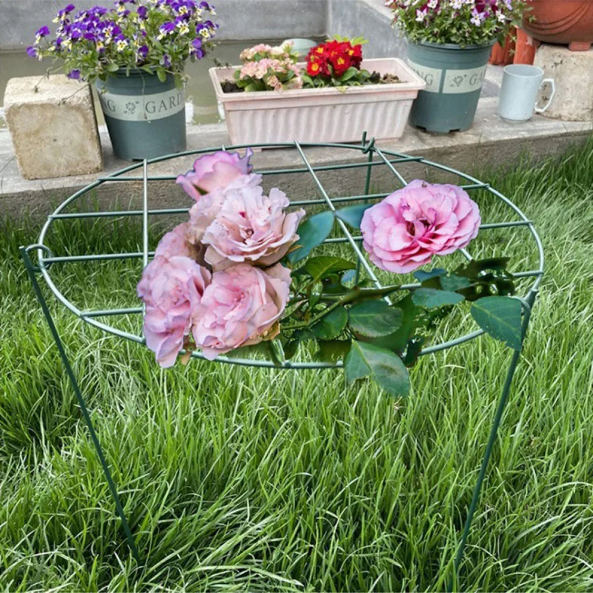 1Pc Garden Garden Plant Stand Climbing Frame Grid Shape Iron Metal Strawberry Frame Indoor And Outdoor Fixed Rod