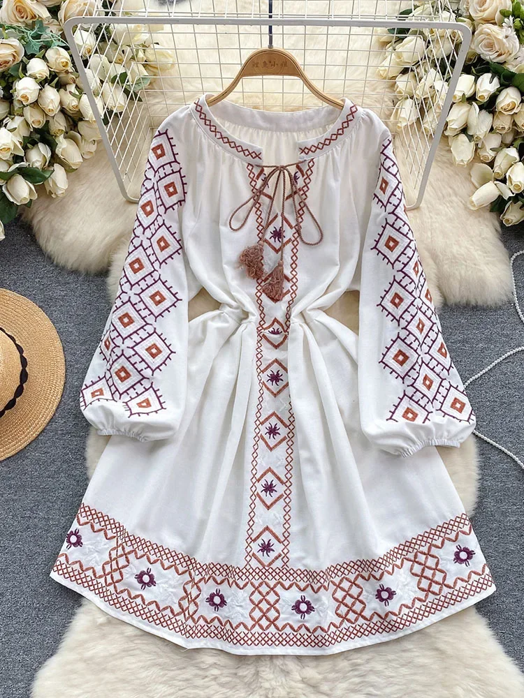 Women\'s Spring Dress Bohemian Retro Ethnic Style Diamond Cotton Linen Blend Embroidered Lantern Sleeves Mini Dress DS003
